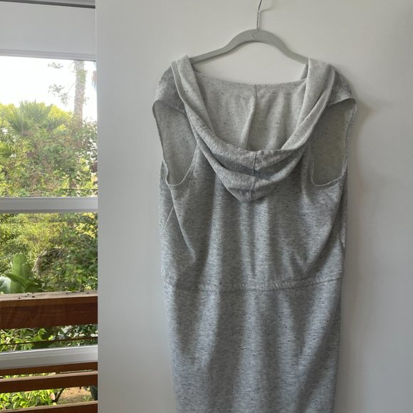 Max Studio (Weekend) Heather Gray Sleeveless Hoodie Dress, L,‎ NWT - Picture 2 of 5